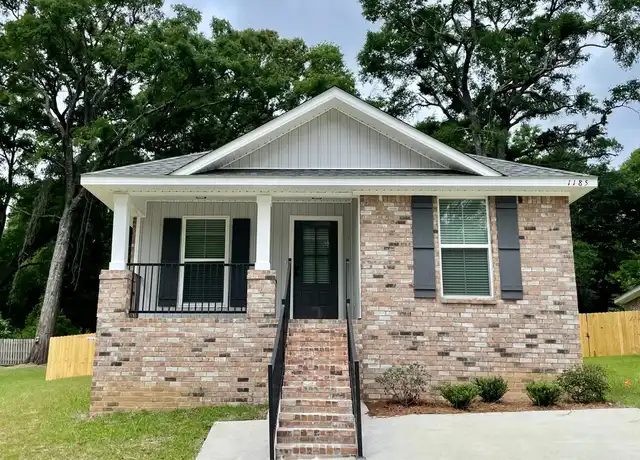 Property at 1185 Forest Glen Dr W, Mobile, AL, 36618, 3 beds, 2 baths, [object Object]
