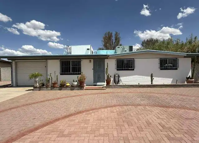 Property at 8574 E Ruby Dr, Tucson, AZ, 85730, 3 beds, 2 baths, [object Object]