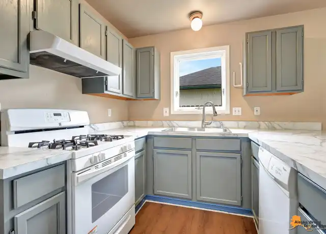 Property at 7620 Regal Mountain Dr, Anchorage, AK, 99504, 2 beds, 1 bath, [object Object]
