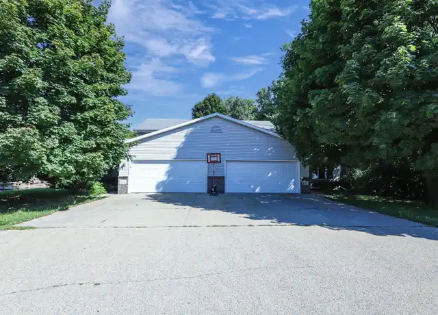 Property at 800 Grove St Unit 800, Appleton, WI, 54915, 3 beds, 2 baths, [object Object]