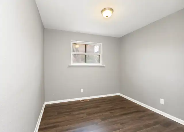 Property at 314 Rogers Ave, Norfolk, VA, 23505, 3 beds, 2 baths, [object Object]