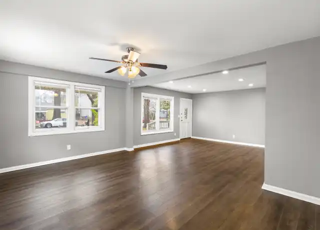 Property at 314 Rogers Ave, Norfolk, VA, 23505, 3 beds, 2 baths, [object Object]