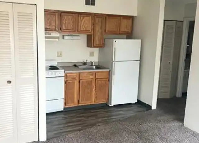 Property at 1460 Meadowview Dr Unit 3, Marion, IA, 52302, 1 bed, 1 bath, [object Object]