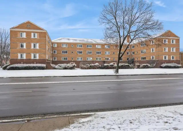 Property at 1110 N Harlem Ave Unit 1N, River Forest, IL, 60305, 2 beds, 1 bath, [object Object]