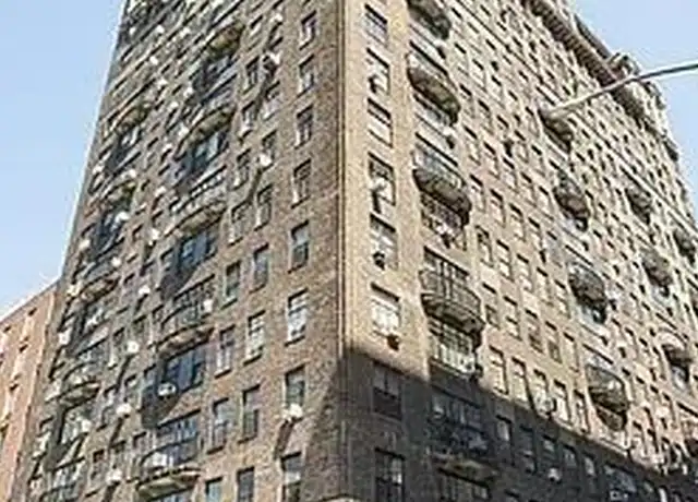 Property at 1 University Pl Unit 3N, New York, NY, 10003, 0 beds, 1 bath, [object Object]