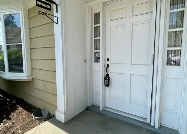 Property at 5278 SW Scholls Ferry Rd Unit 5278, Portland, OR, 97225, 2 beds, 1 bath, [object Object]