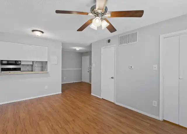 Property at 4105 Speedway Unit 202, Austin, TX, 78751, 0 beds, 1 bath, [object Object]