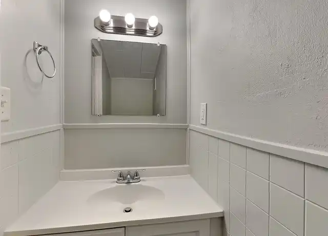 Property at 603 Euclid St, Cleburne, TX, 76033, 3 beds, 1.5 baths, [object Object]