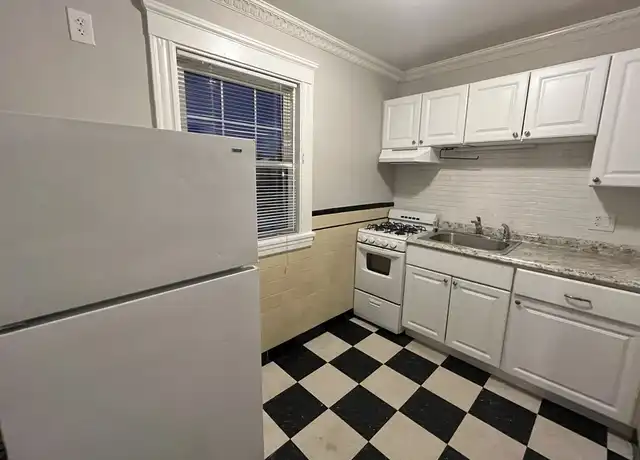 Property at 99 Franklin St Unit 8, Lynn, MA, 01902, 1 bed, 1 bath, [object Object]
