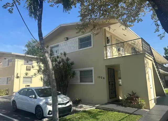 Property at 1018 NW 2nd St Unit 4, Miami, FL, 33128, 2 beds, 1 bath, [object Object]