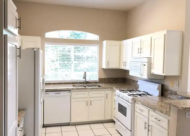 Property at 51 Leonado, Rancho Santa Margarita, CA, 92688, 2 beds, 2 baths, [object Object]