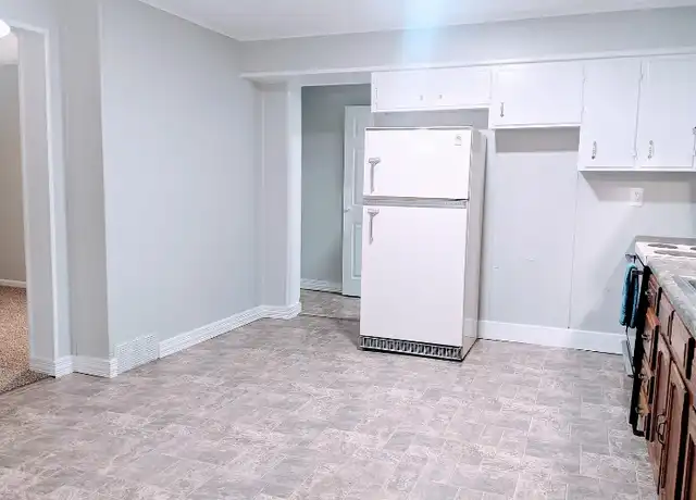 Property at 602 Pearson St Unit 1, New Castle, PA, 16101, 1 bed, 1 bath, [object Object]