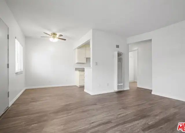 Property at 115 N Oak St Unit 15, Inglewood, CA, 90301, 1 bed, 1 bath, [object Object]