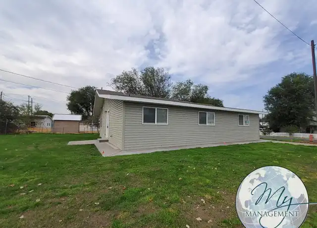 Property at 728 Walnut St, Buhl, ID, 83316, 3 beds, 1 bath, [object Object]