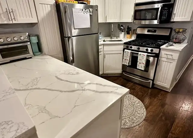 Property at 762 E Broadway #1, South Boston, MA, 02127, 2 beds, 1 bath, [object Object]