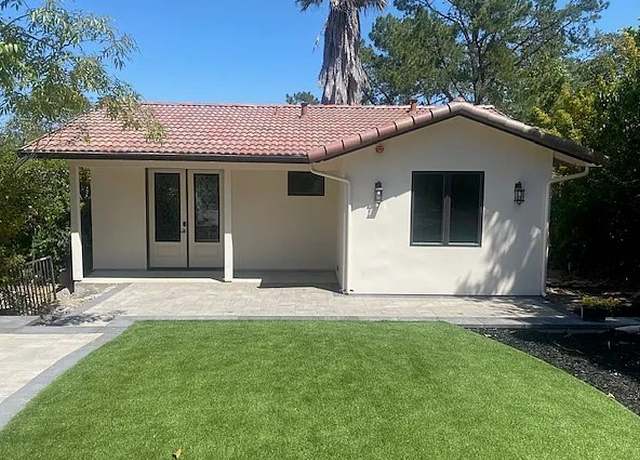 Photo of 14128 Short Hill Ct Unit B, Saratoga, CA 95070