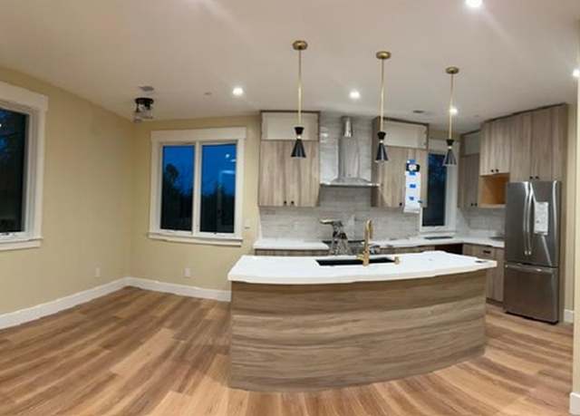 Photo of 14128 Short Hill Ct Unit B, Saratoga, CA 95070