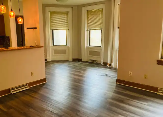 Property at 1110 Sheffield St Unit SF 10 102, Pittsburgh, PA, 15233, 2 beds, 1 bath, [object Object]