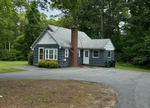 Property at 224 Summer St, Rehoboth, MA, 02769, 2 beds, 1 bath, [object Object]