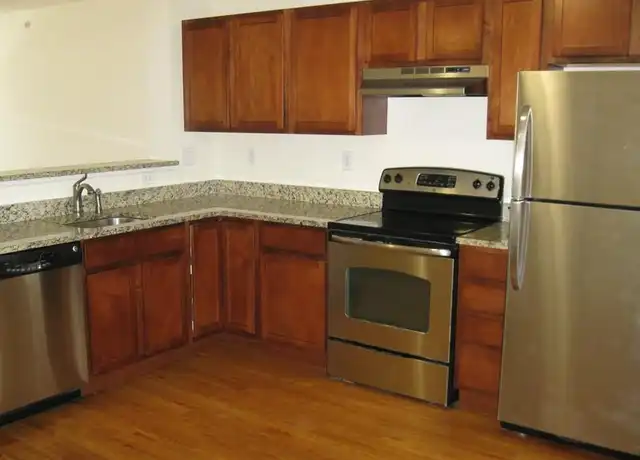 Property at 41 Grand St Unit 302, Danbury, CT, 06810, 2 beds, 1.5 baths, [object Object]