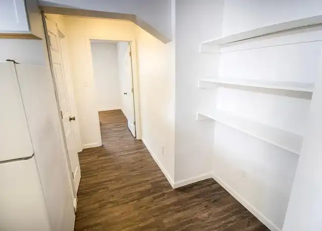 Property at Lincoln Park Station - 530 N Lincoln St, Bloomington, IN, 47408, 1 bed, 1 bath, [object Object]
