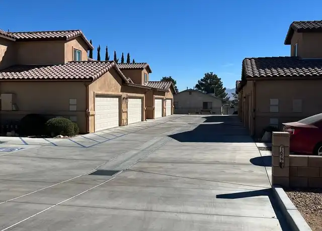 Property at 16277 Viho Rd Unit 4, Apple Valley, CA, 92307, 2 beds, 2.5 baths, [object Object]
