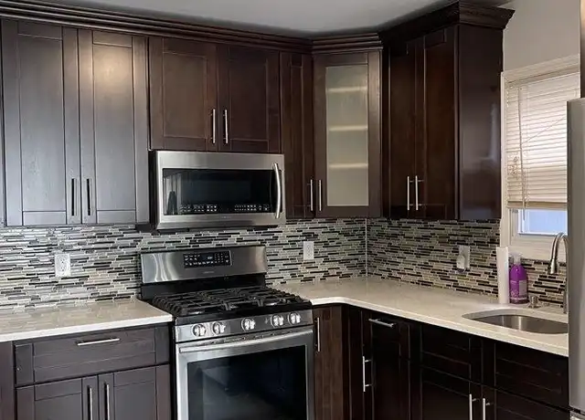 Property at 1002 New York Ave Unit 3, Union City, NJ, 07087, 2 beds, 1 bath, [object Object]