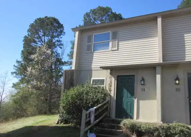 Property at 34 Edgehill Cv, Maumelle, AR, 72113, 2 beds, 2.5 baths, [object Object]