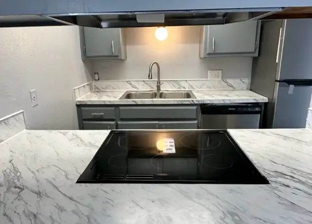Property at 6705 SW Beta Ave Unit B, Lawton, OK, 73505, 2 beds, 1 bath, [object Object]