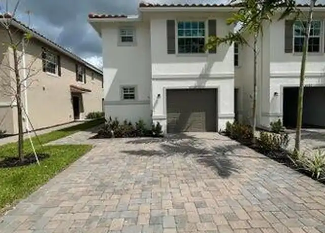 Property at 6737 Broadwater Ln, Lake Worth, FL, 33467, 4 beds, 2.5 baths, [object Object]