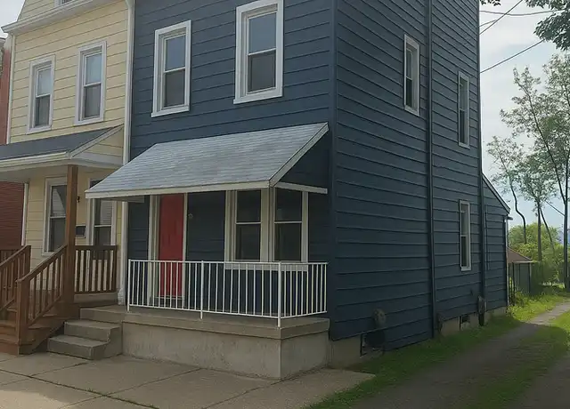 Property at 412 Columbia St, Reading, PA, 19601, 5 beds, 1 bath, [object Object]