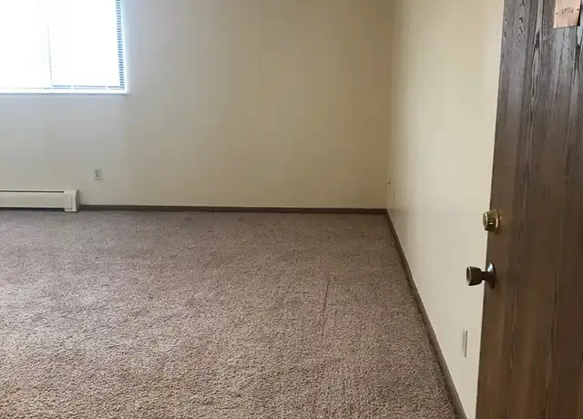 Property at 1450 44th St Unit 1530-14, Marion, IA, 52302, 1 bed, 1 bath, [object Object]
