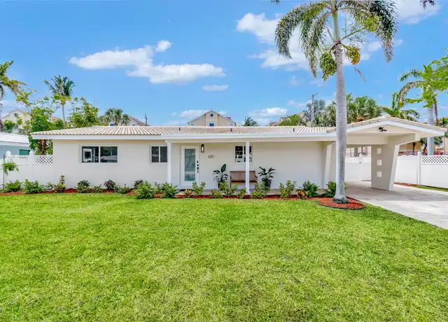 Property at 620 Las Palmas Park, Boynton Beach, FL, 33435, 4 beds, 2 baths, [object Object]