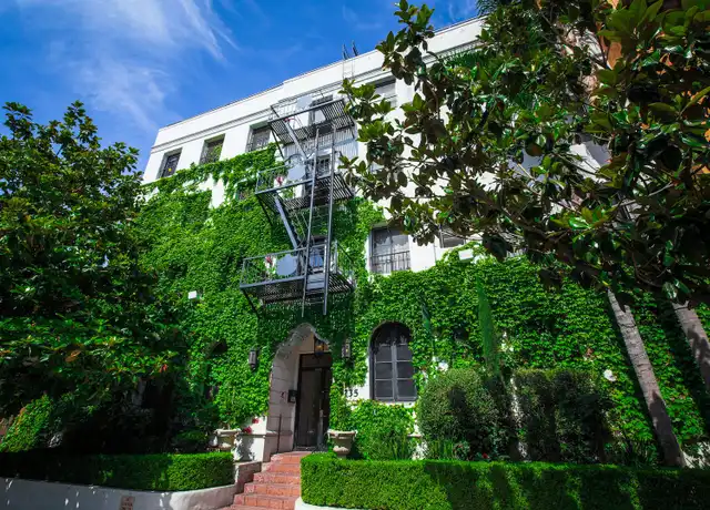 Property at 735 S Saint Andrews Pl Unit 735-303, Los Angeles, CA, 90005, 0 beds, 1 bath, [object Object]