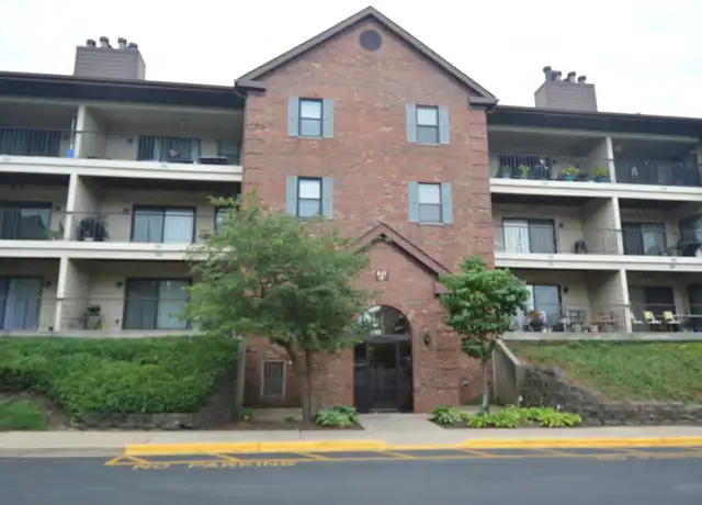 Property at 641 Hapsfield Ln #306, Buffalo Grove, IL, 60089, 2 beds, 2 baths, [object Object]