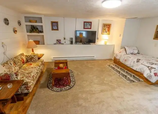 Property at 660 N Cherry St, Martinsville, IN, 46151, 1 bed, 1 bath, [object Object]