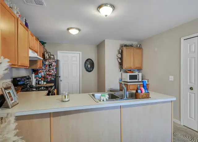 Property at 56122 Stoney Place Ln Bldg 13, Shelby Township, MI, 48316, 1 bed, 1 bath, [object Object]