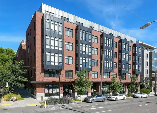 Property at 101 John St, Seattle, WA, 98109, 1 bed, 1 bath, Contact for Price