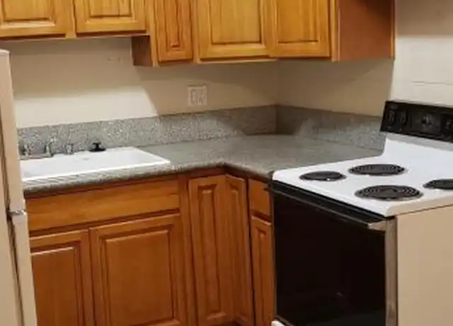Property at 565 N Royal Crest Cir Unit 23, Las Vegas, NV, 89169, 1 bed, 1 bath, [object Object]