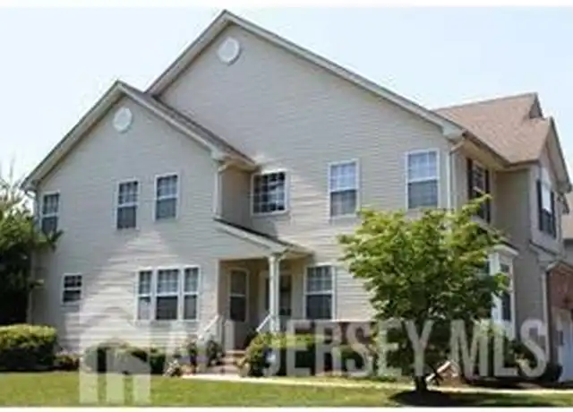 Property at 95 Amy Dr, North Brunswick, NJ, 08902, 4 beds, 2.5 baths, [object Object]