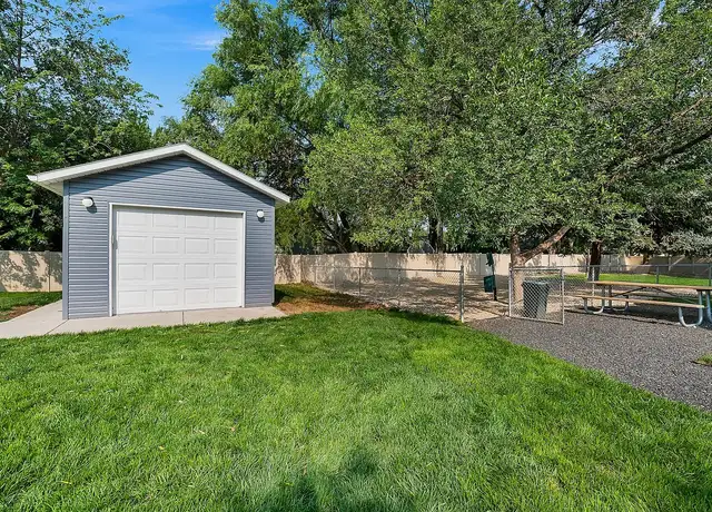 Photo of 663 E State St, Eagle, ID 83616