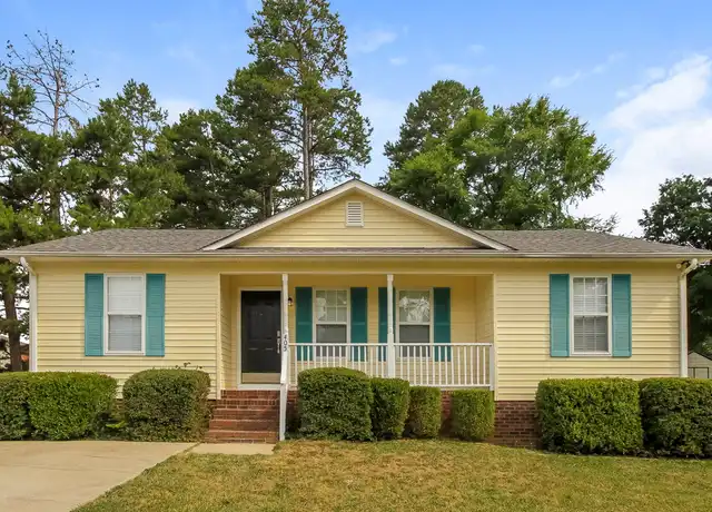 Property at 405 Cook St, Kannapolis, NC, 28083, 3 beds, 2 baths, [object Object]