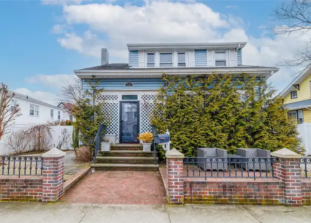 Property at 50 E Hudson St, Long Beach, NY, 11561, 3 beds, 2 baths, [object Object]