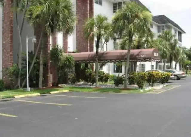 Property at 4740 NW 21st St, Lauderhill, FL, 33313, 1 bed, 1 bath, [object Object]