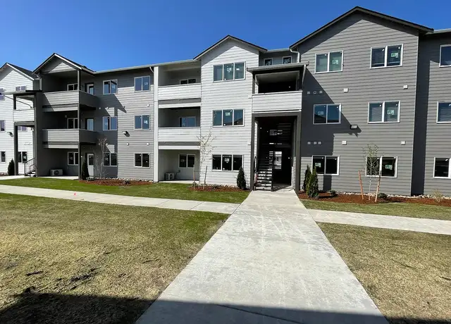 Photo of 15037 Tahoma Blvd SE, Yelm, WA 98597