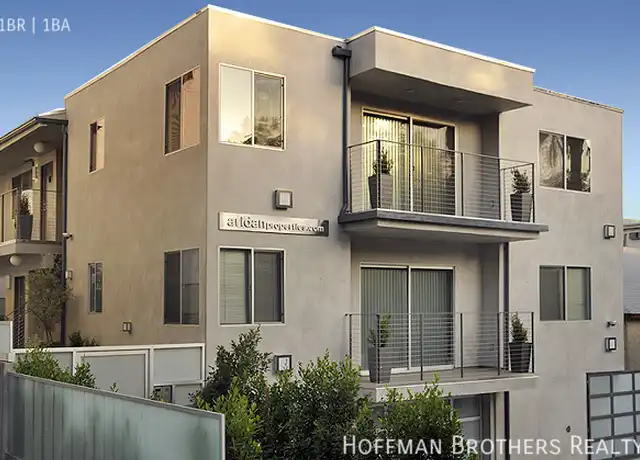 Property at 1418 N Poinsettia Pl Unit 5, Los Angeles, CA, 90046, 2 beds, 2 baths, [object Object]