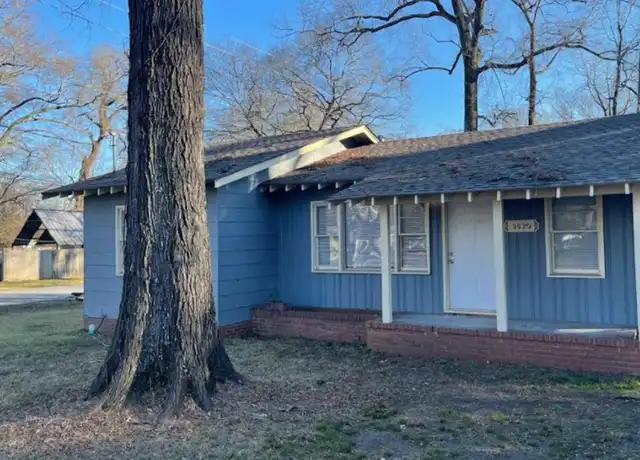Property at 2820 Walker St, Columbus, GA, 31903, 2 beds, 1 bath, [object Object]