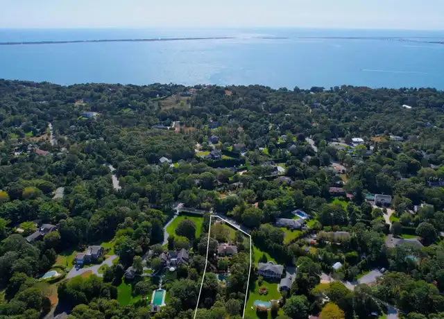 Property at 74 Ridge Rd, Southampton, NY, 11968, 4 beds, 3 baths, [object Object]