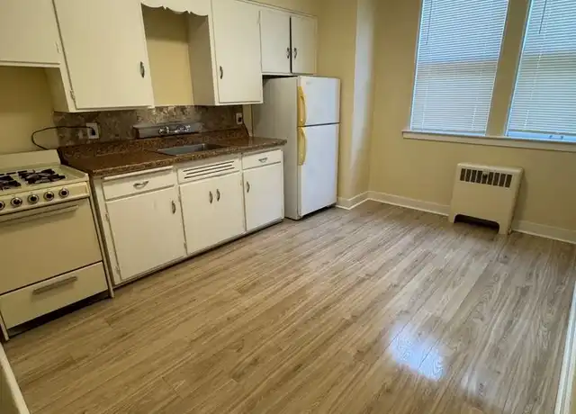 Property at 1904 N Main St Unit 1904-5M, Rockford, IL, 61103, 0 beds, 1 bath, [object Object]