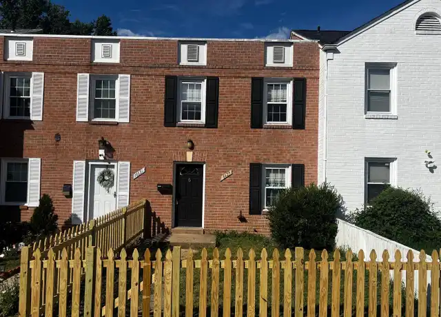 Property at 16623 Geddy Ct, Woodbridge, VA, 22191, 4 beds, 2.5 baths, [object Object]